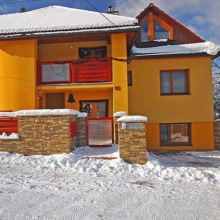 Vip Apartmany Bešeňová Eksteriør bilde